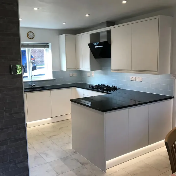 Kitchen Right
